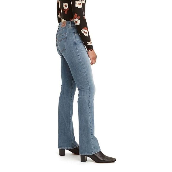 Levi's Women's Classic Bootcut Jeans size 14/ W32 L32 - Picture 2 of 7